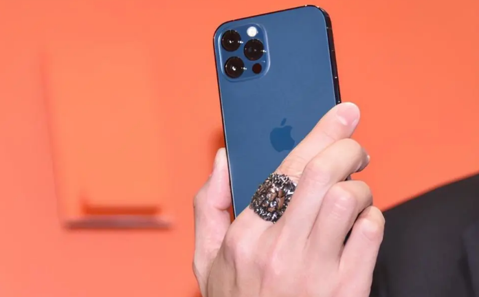 仪征苹果手机维修分享iPhone12系列重启方法教程 